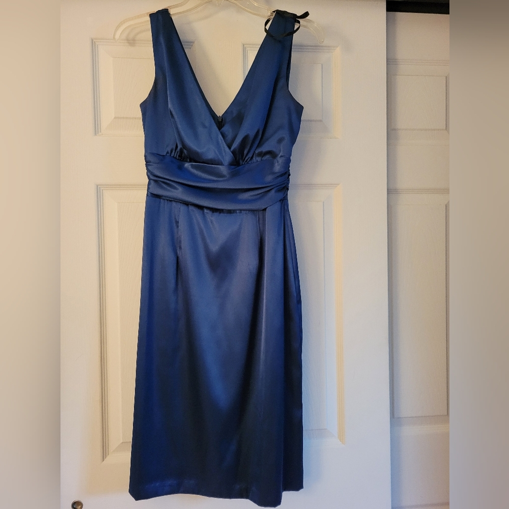 Beautiful blue silk/satin-like dress, back zipper, perfect like new condition